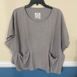 Jamie + the Jones Pocket Box Top Mist Gray Raw Silk